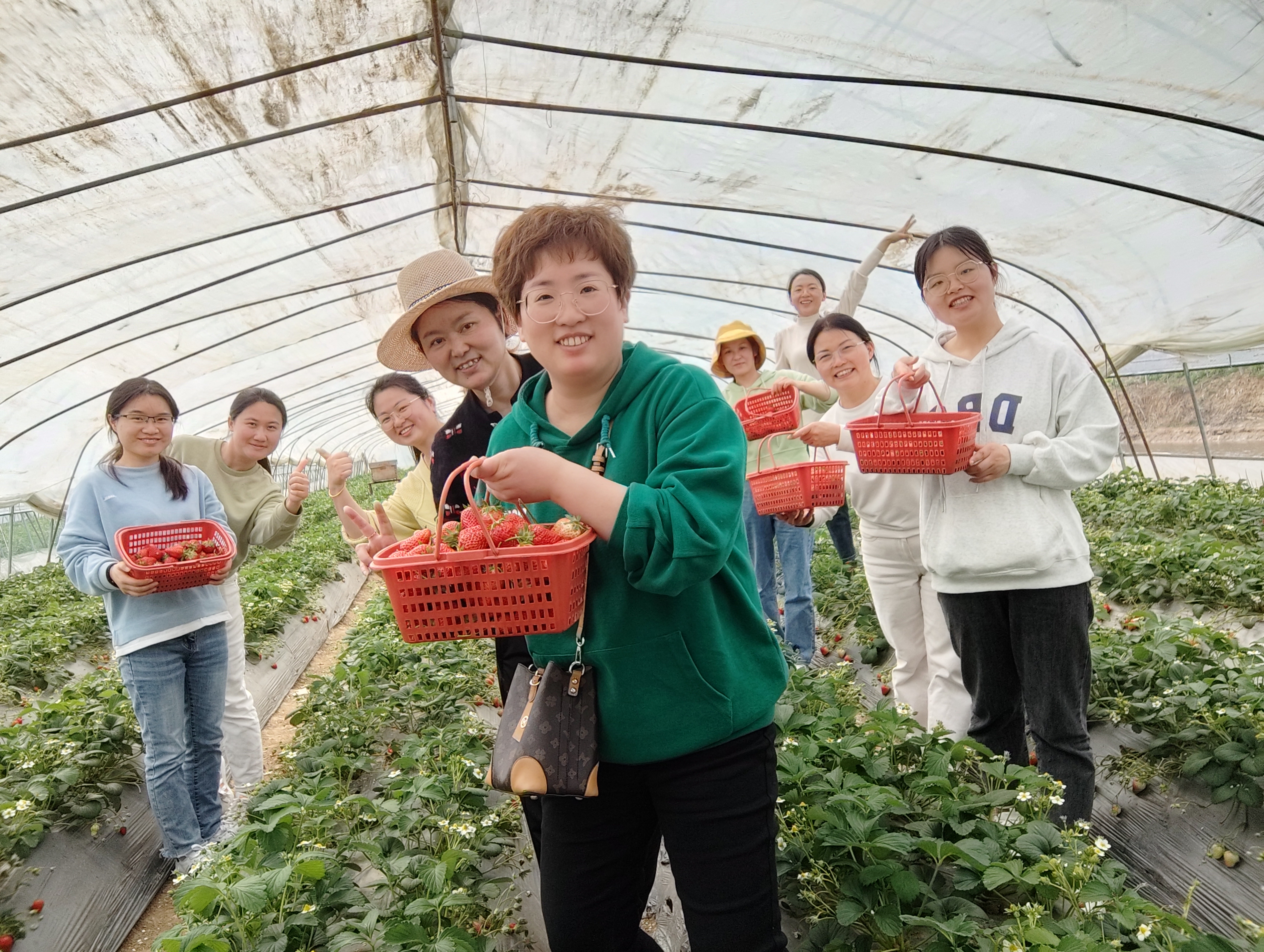 相约春天，绽放风采